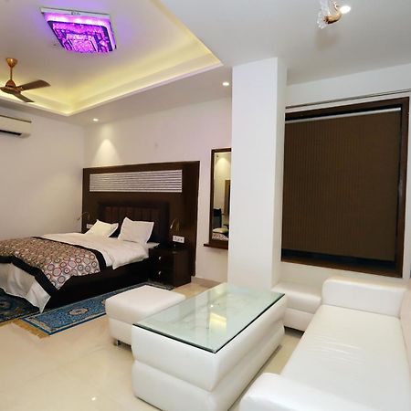 Vrindavan Guest House 뉴델리 외부 사진