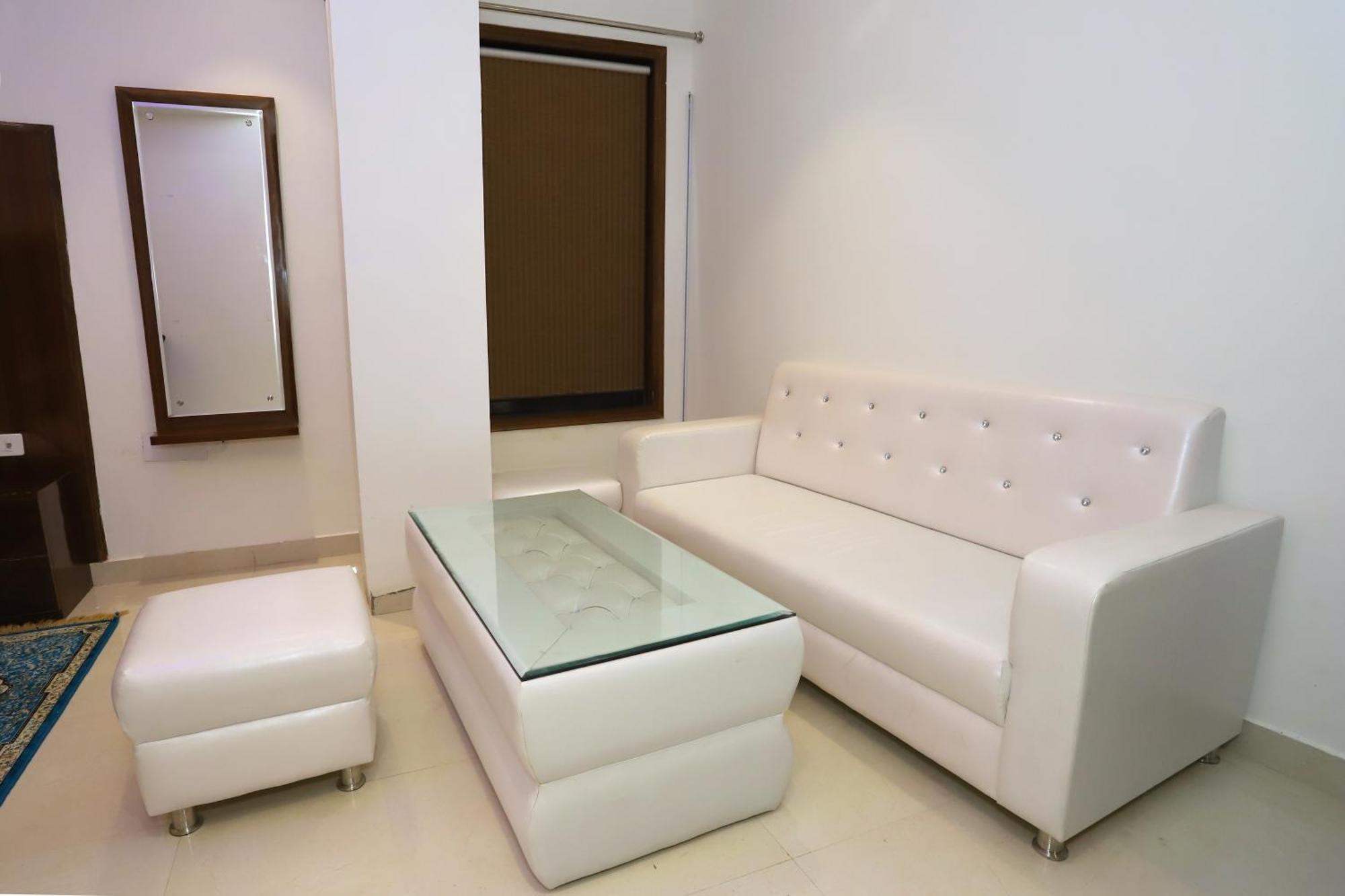 Vrindavan Guest House 뉴델리 외부 사진