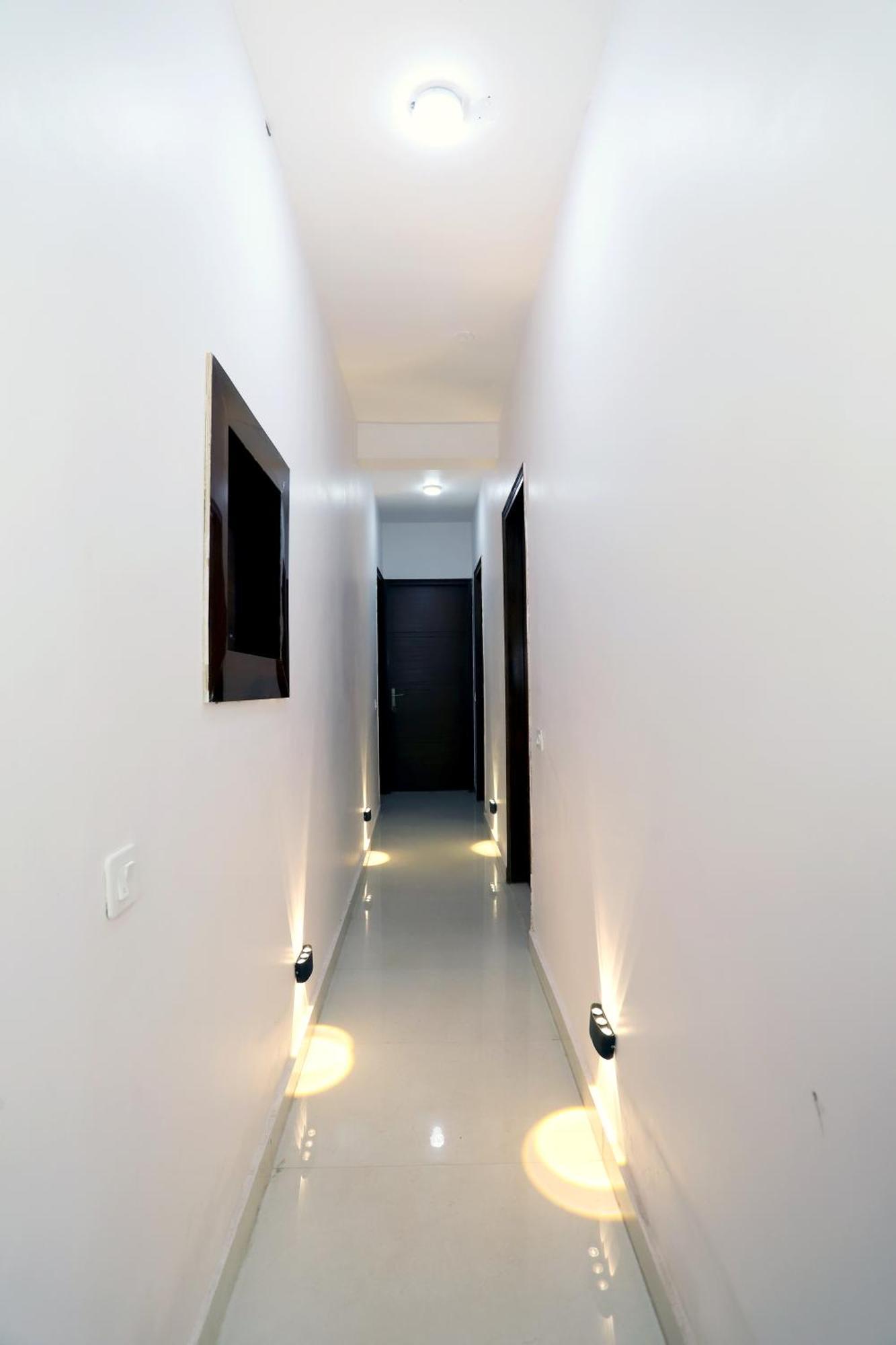 Vrindavan Guest House 뉴델리 외부 사진