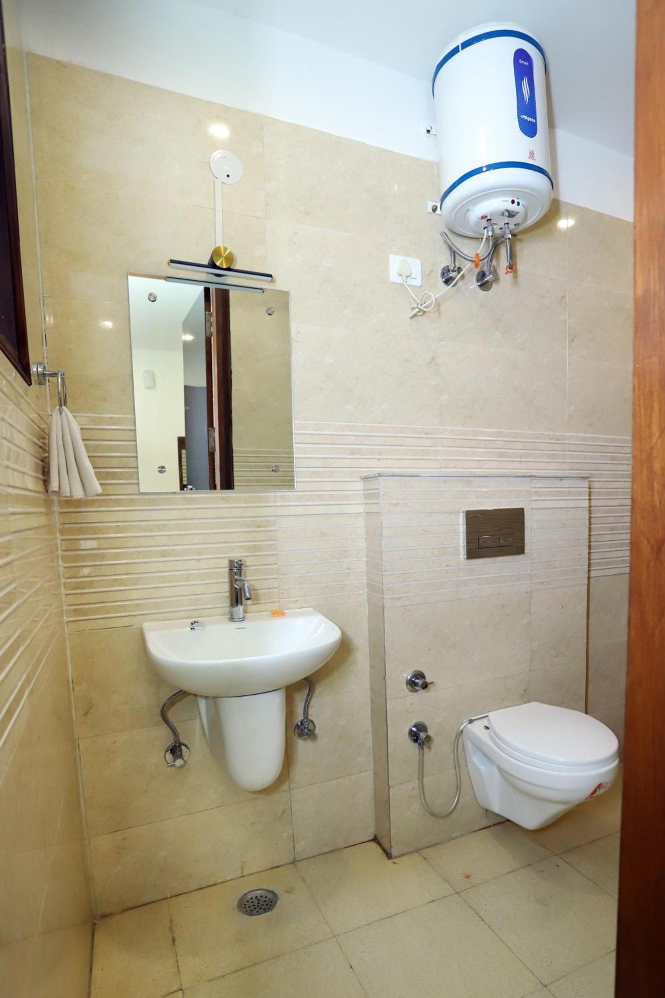 Vrindavan Guest House 뉴델리 외부 사진